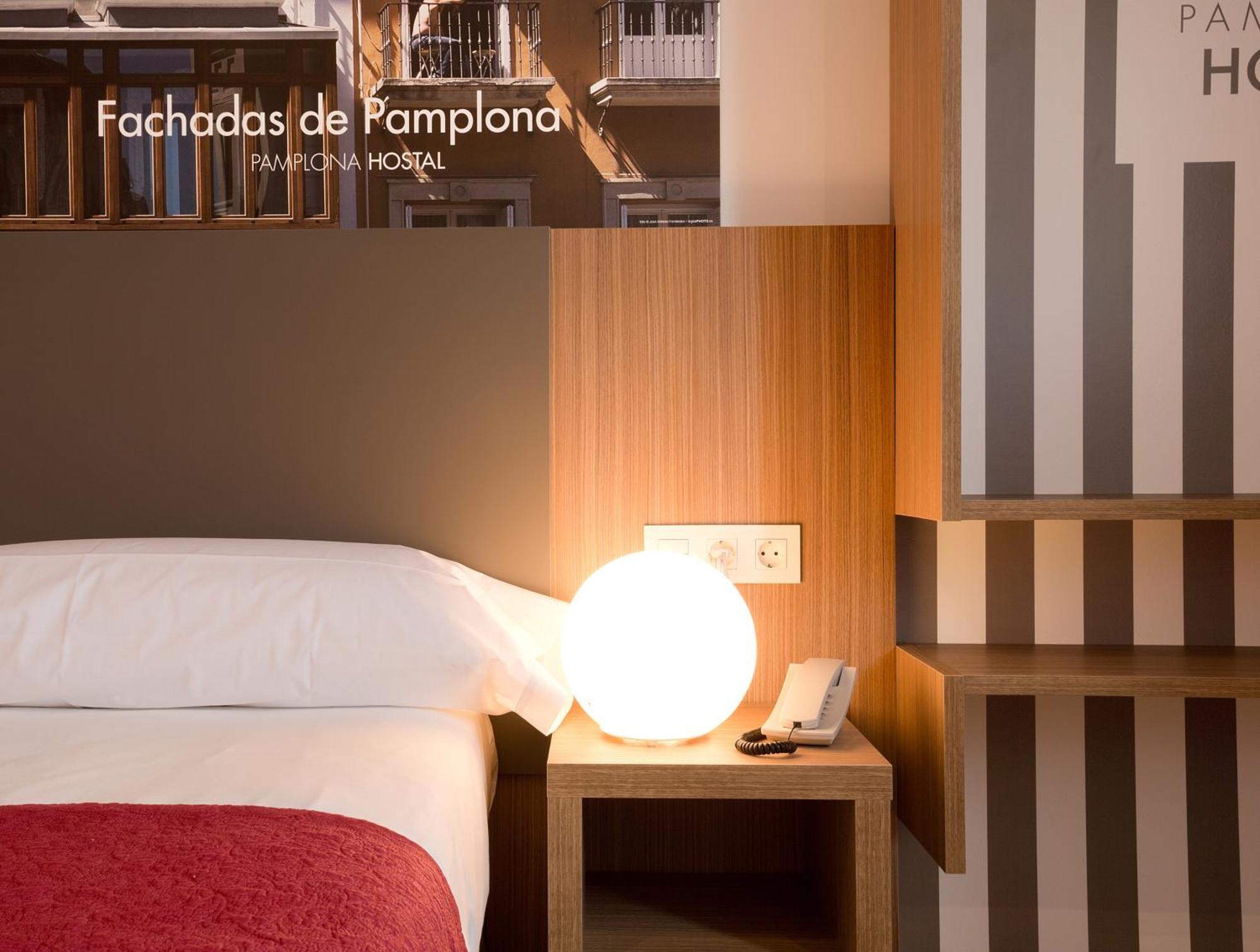 Double or Twin Room,687060369:JPEG