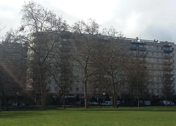 Hotel cerca del colegio: Apartamento Vuelta del Castillo